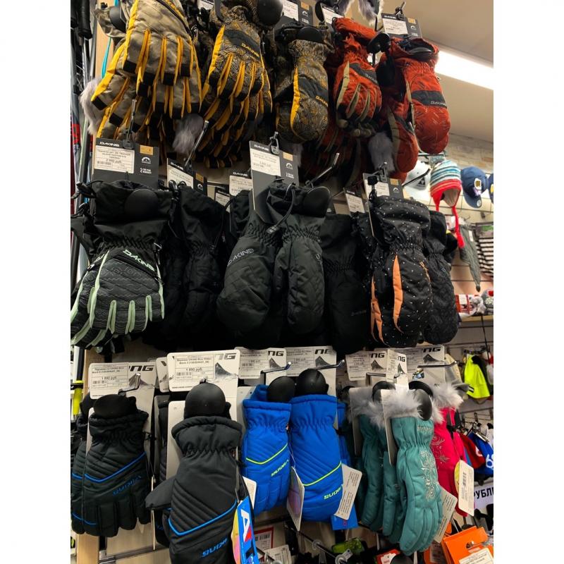 С такими морозами вашим деткам помогут варежки и перчатки от DAKINE, VIKING и REIMA