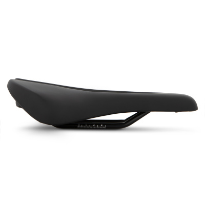Седло Cluxx Gravio 450 Black