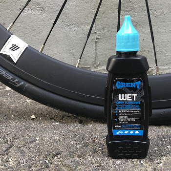tsepnaya_velosmazka_dlya_vlazhnoy_pogody_grent_wet_lube_60ml_1